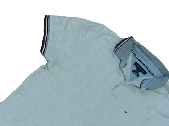 Vintage Tommy Hilfiger Polo Shirt – Light Grey Custom Fit Men’s Short Sleeve